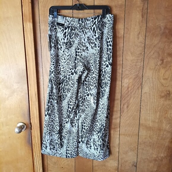 Soho Women's Gray Black Pullons Pants Size M NWT - Picture 4 of 6